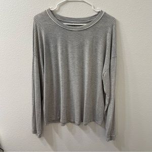 Star above long sleeve shirt gray large